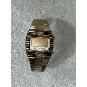 Vtg Men's 70s NOS Gold Tone Quartzmatic Digital 1970s. For Parts . Untested